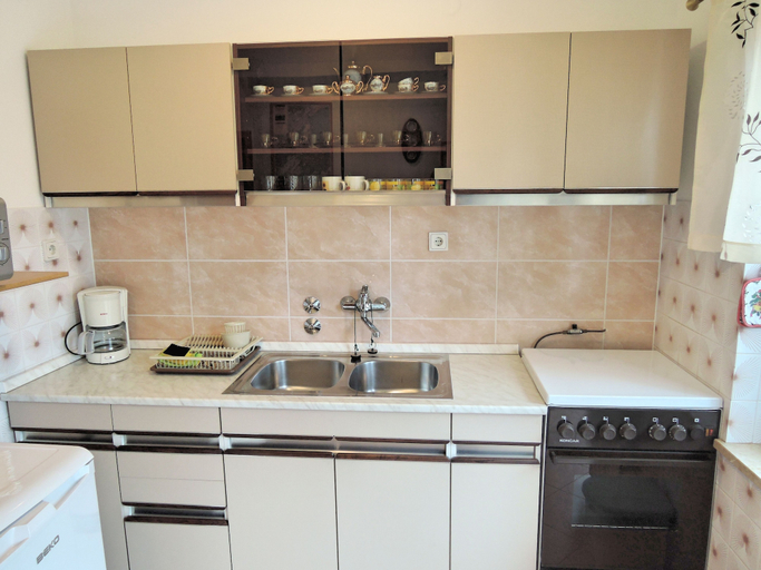 Others 4, Apartment and Studio Demy, Malinska-Dubašnica