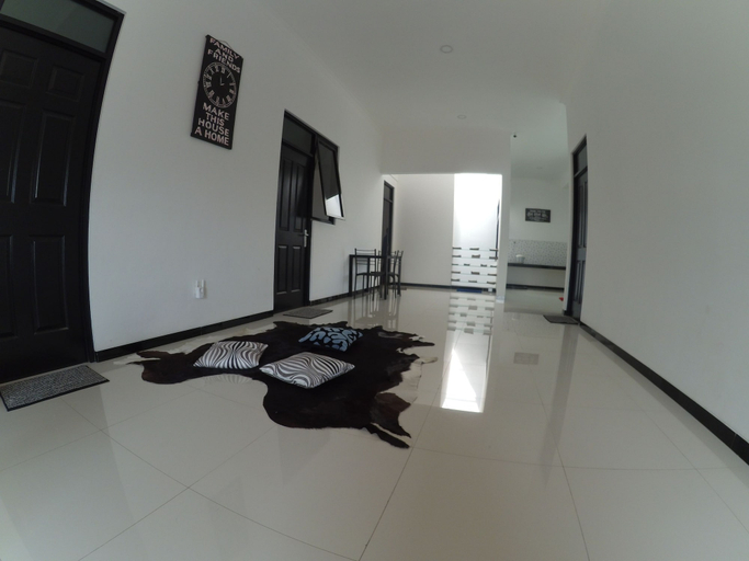 Mess Inn Semarang - Others