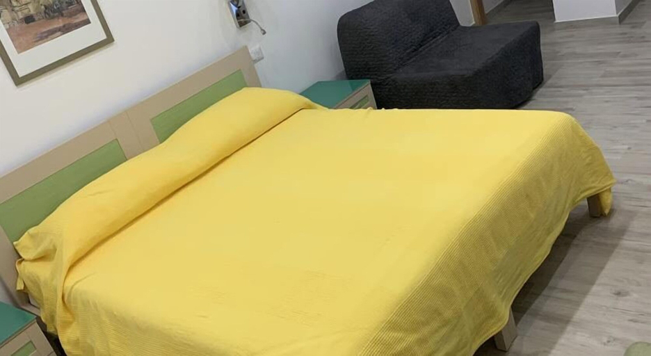 Bedroom 5, Hedera, Napoli
