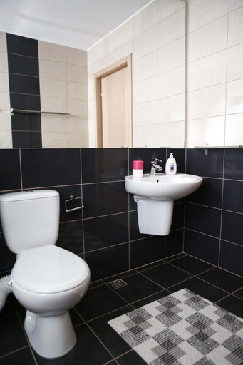 Bathroom 4, Vila Kharisma, Navodari