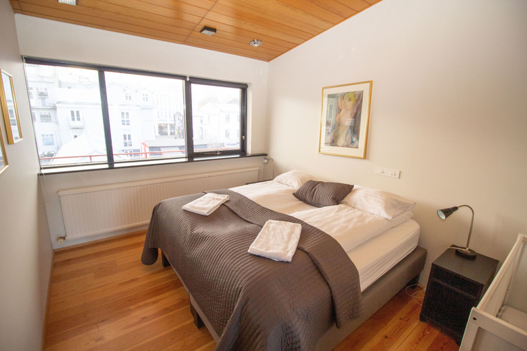 Bedroom 2, Stylish Downtown Reykjavik Apartments, Reykjavík