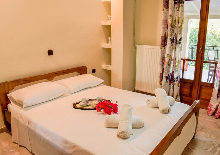 Bedroom 3, Villa Giovani, Ionian Islands