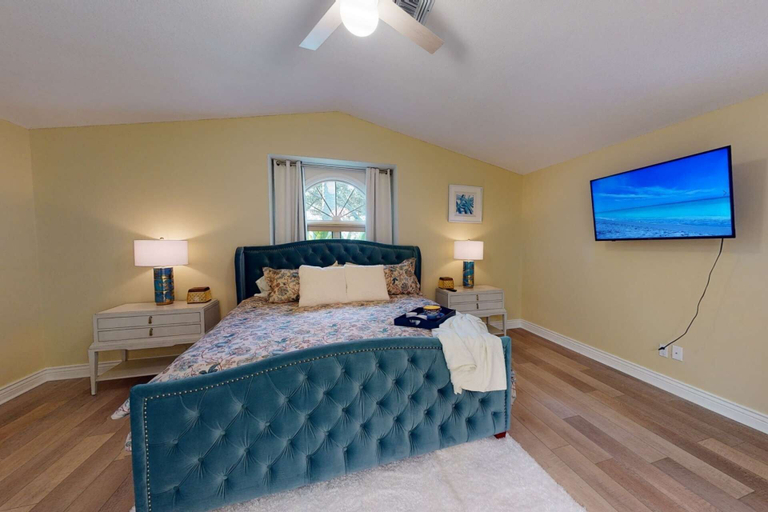 Bedroom 1, Sarasota Bay Pool Home, Sarasota