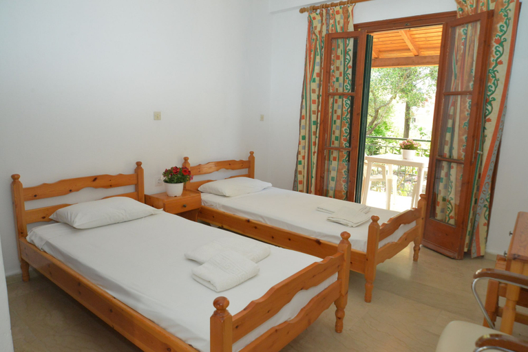 Bedroom 2, Joanna Apartments, Ionian Islands