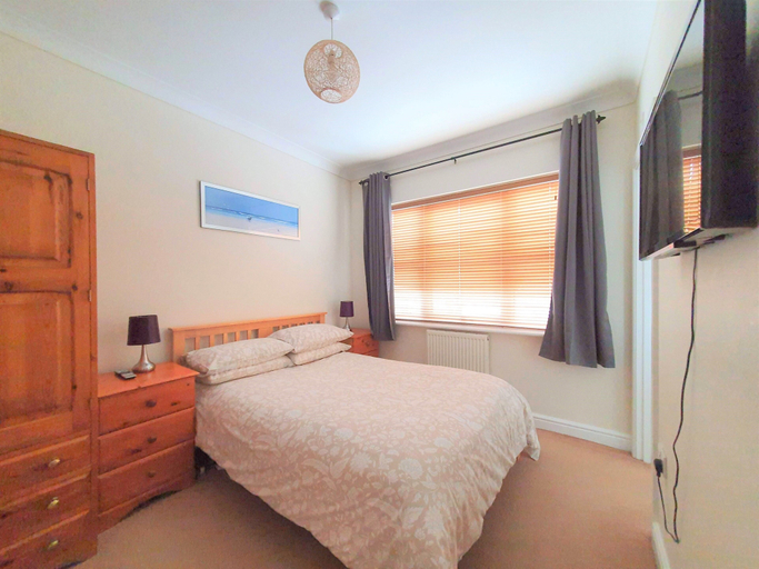 Bedroom 2, 2-bedroom House Near Town With Superfast Wi-fi, Kent
