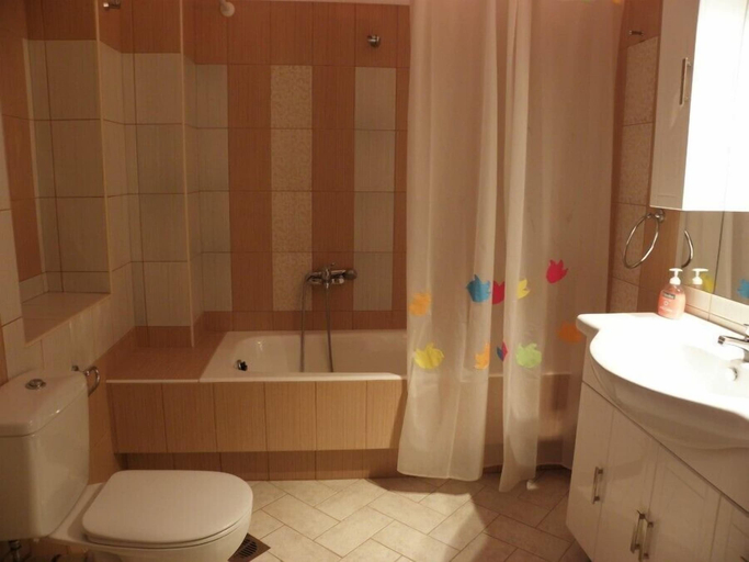 Bathroom 5, Rastoni Apartments, South Aegean