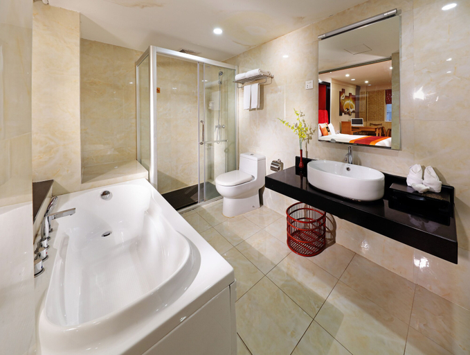 Bathroom 4, Guangzhou Royal Garden Hotel, Guangzhou