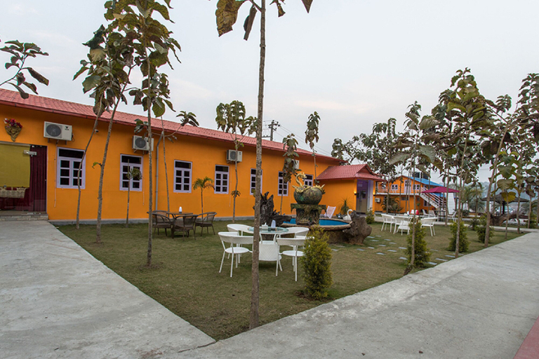 Exterior & Views, Midpoint Inn Resort, Lumbini
