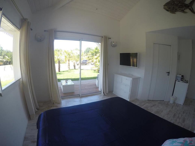Bedroom 5, Villa Bora Bora, Gironde