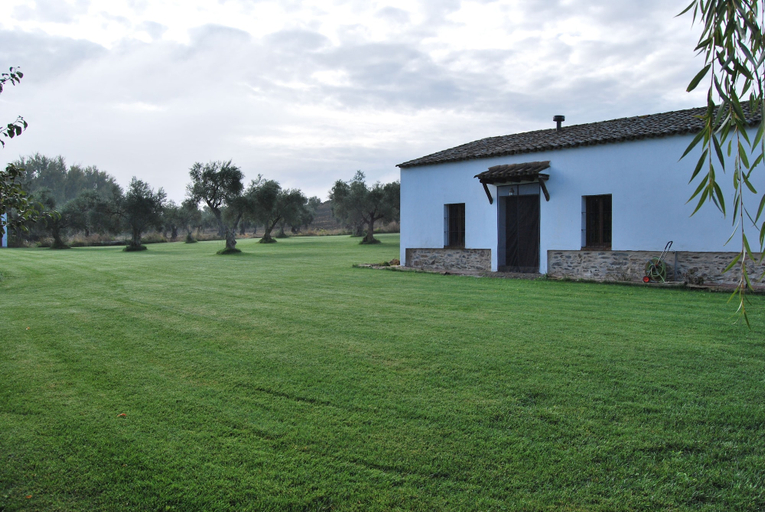 Others 5, Casa Rural Ecologica Huerta del Pirata, Badajoz