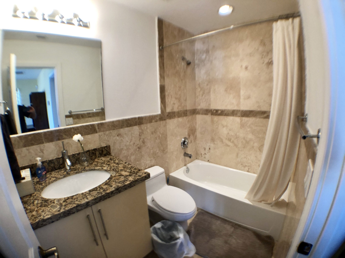 Bathroom 4, 3BR Home wRooftop by Ideal Experience VR, Broward