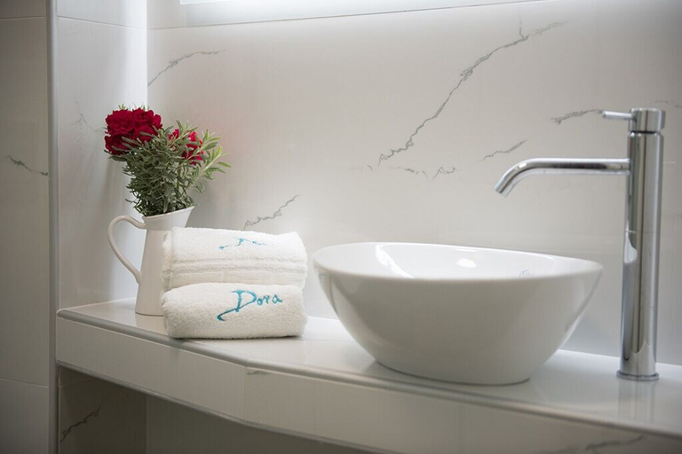 Bathroom 5, Dora Apartments, Crete