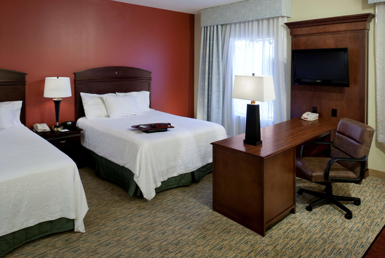 Bedroom 4, Hampton Inn & Suites Texarkana, Bowie
