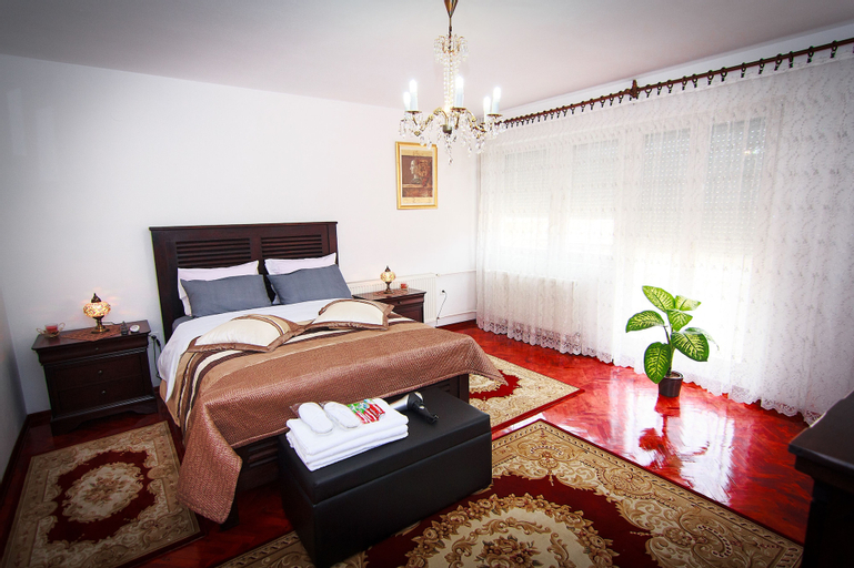 Apartment Red House, Zenica-Doboj
