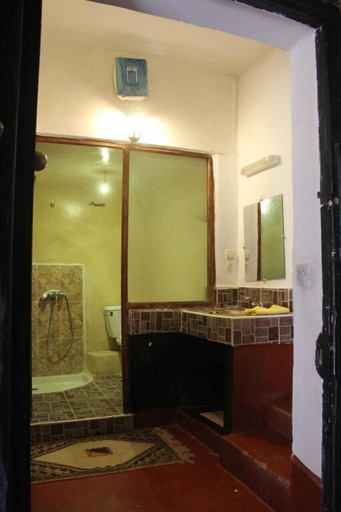 Bathroom, Chez Yacob, Zagora