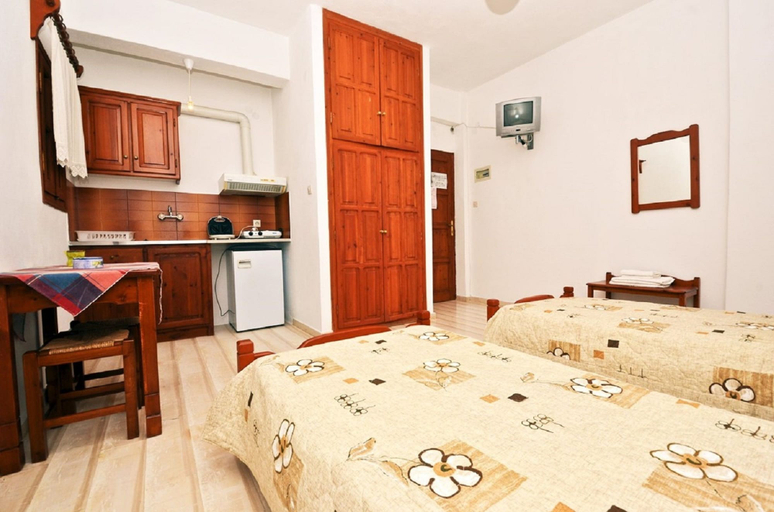 Bedroom 4, Alexios Studios, Thessaly