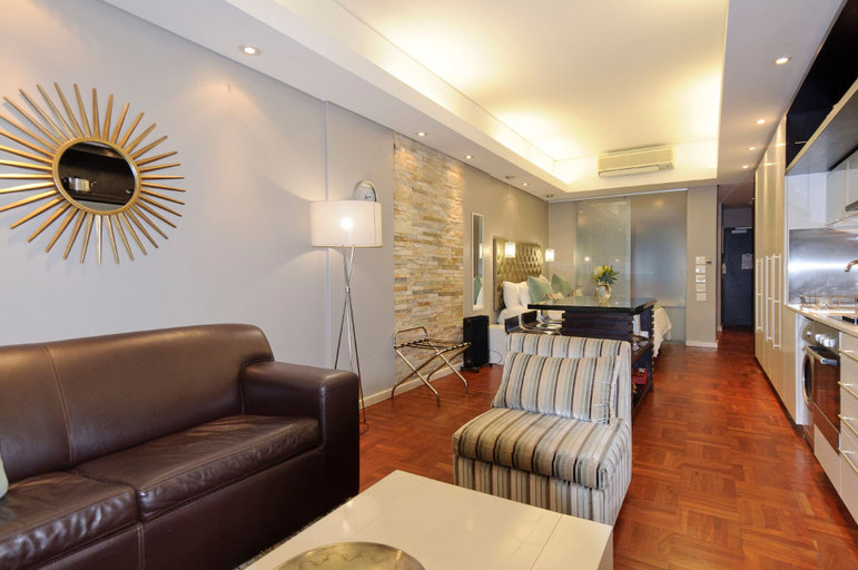 Others 4, Modern Studio in Mandela Rhodes Place, City of Cape Town