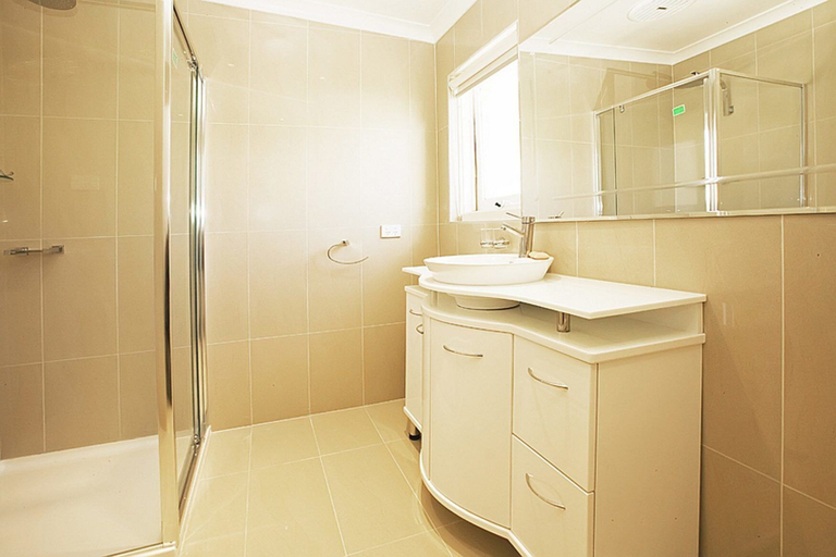 Bathroom, Beach House Units - 2, Bass Coast - Phillip Is.