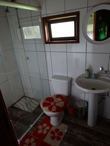 Bathroom 3, Pousada Recanto dos Pôneis, Rio Rufino