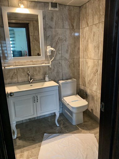 Bathroom 5, Omur Hotel, Edremit