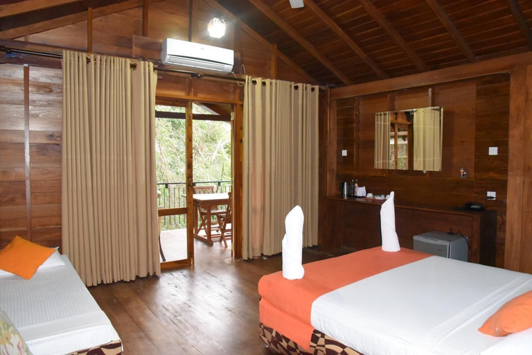Bedroom 2, Wilpattu Tree House Hotel, Nochchiyagama