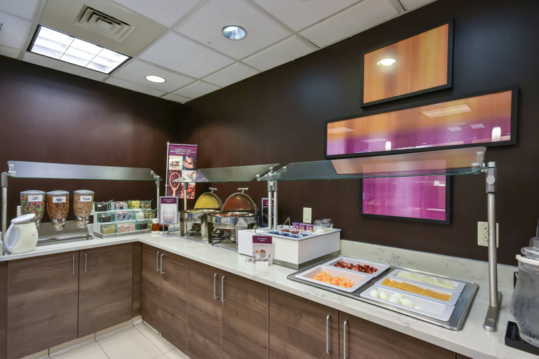 Food & Drinks 4, Residence Inn by Marriott Charlotte Lake Norman, Mecklenburg