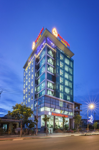 Exterior & Views 2, Amanda Quang Binh Hotel, Đồng Hới