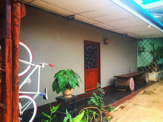 Exterior & Views 2, Chokchai Hotel, Sai Yok