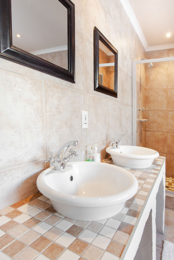 Bathroom 4, Villa West Beach, City of Cape Town