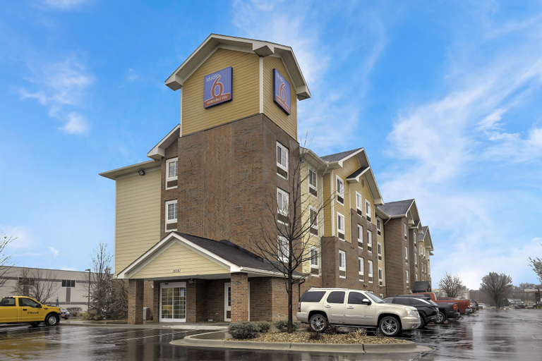 Studio 6 Lenexa, KS - Overland Park, Jackson