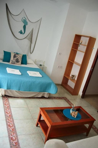 Bedroom 4, Spanish Galleon Lodge, Cádiz
