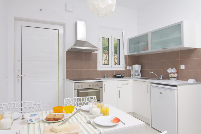 Others 5, Iperion Apartment, Crete