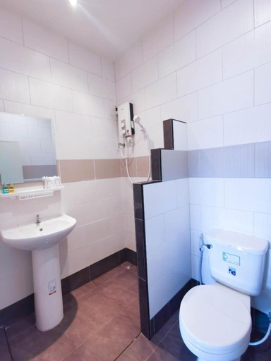 Bathroom 4, Green Bay Samed Resort, Muang Rayong
