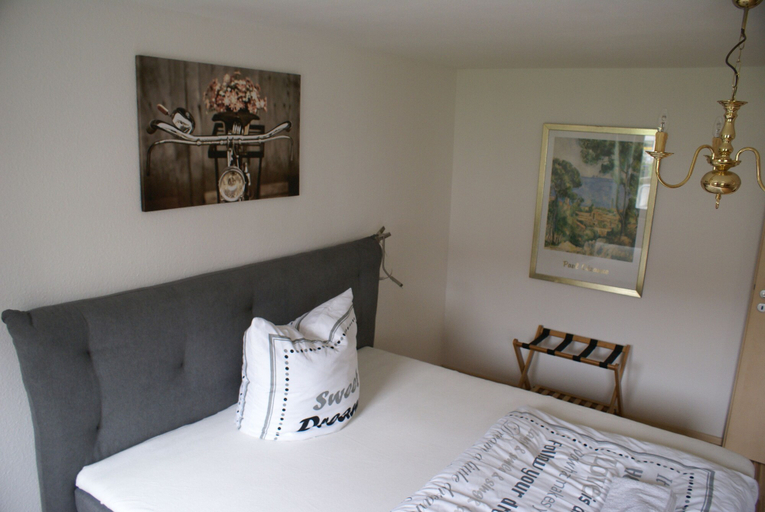 Bedroom 4, Moor Apartment, Konstanz
