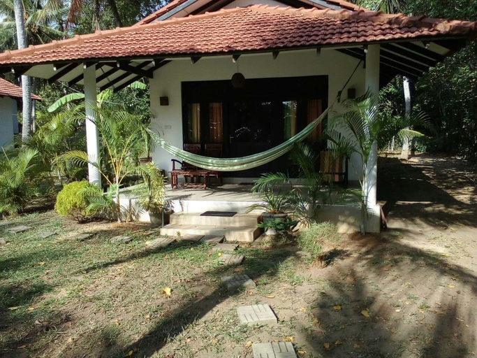 Exterior & Views 2, Chill Enjoy Cabanas & Restaurant, Tangalle