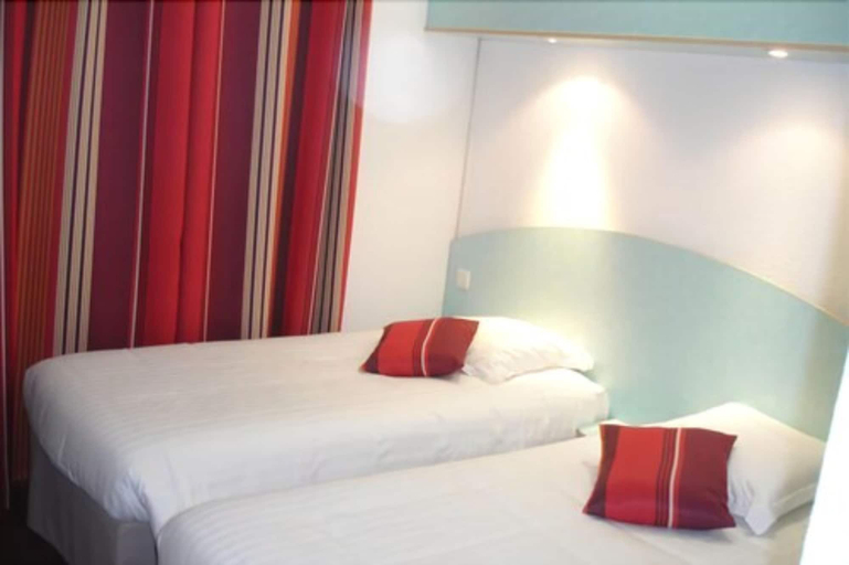Bedroom 3, Agape Hotel, Deux-Sèvres