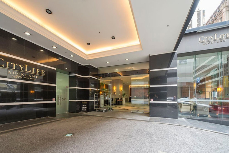 Exterior & Views, Spacious Apartment in Auckland Central, Waitakere