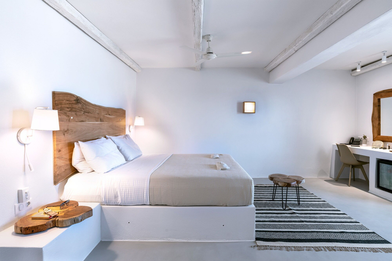 Bedroom 4, Paros Comfy Suites, South Aegean