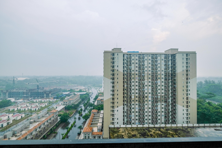 Exterior & Views 5, Simply Look 2BR at Podomoro Golf View Apartment By Travelio, Bogor