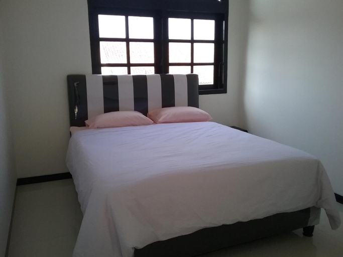 Mess Inn Semarang - Bedroom