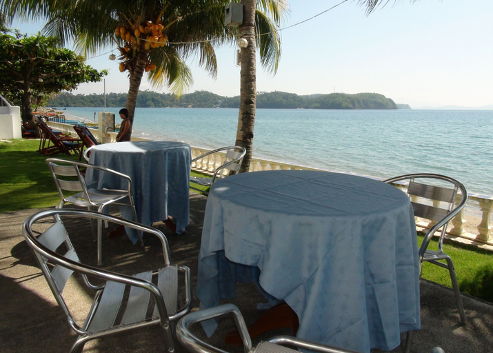 Others 5, Squares Cafe and Apartments, Puerto Galera