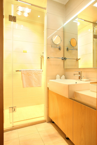 Bathroom 4, Yantai Tianma Argyle Suites, Yantai