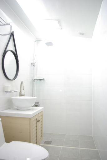 Bathroom 5, Bari Stay, Jeju