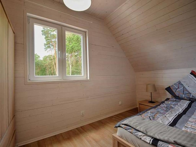 Bedroom 2, TuNa, Kamień