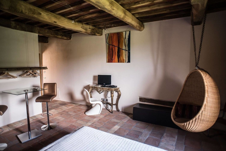 Others 5, Morelliana 4 Rooms, Grosseto