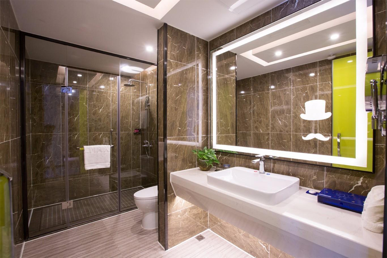 Bathroom 4, Zmax Hotel·Longhushan Xiaoyaocheng, Yingtan