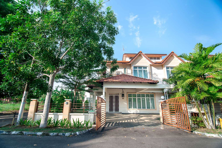Sunflower House, Malacca City