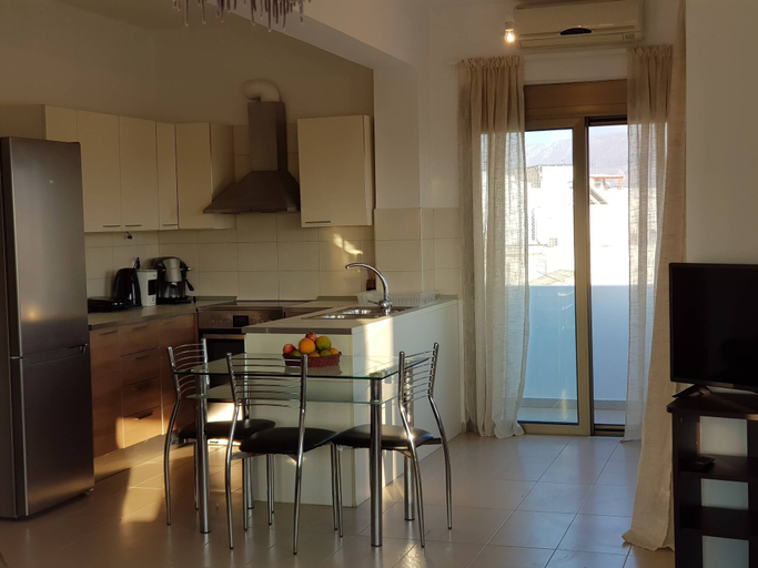 Others 5, Iriana's Apartments in Center, Crete