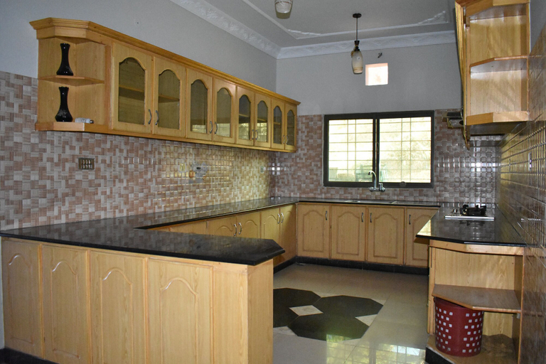 Others 4, Valley Tracker Phase II, Rawalpindi