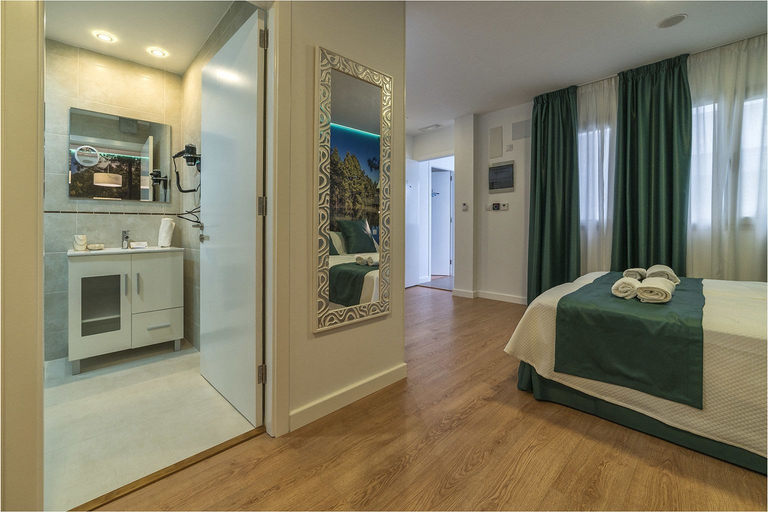 Bedroom 4, Hotel Ciudad del Mar, Las Palmas